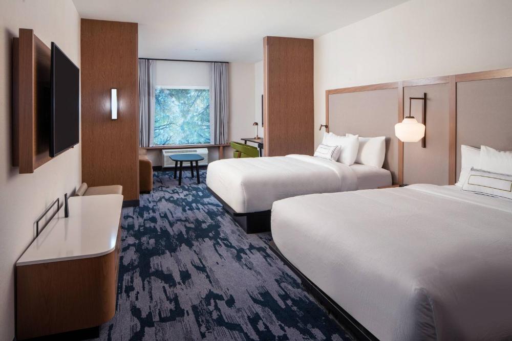 Queen Suite with Two Queen Beds and Sofa Bed interior